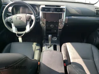 2022 Toyota 4Runner SR5 Premium with VIN JTENU5JR0N6049381, listed as a Copart auction lot 54142155 with 46,048 mi miles and Salvage title. Bid and sale history available at DreamBid. Image 8.