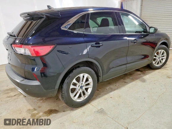 2021 Ford Escape SE z VIN 1FMCU0G67MUA73517, wystawiony jako Copart lot #58307575 z przebiegiem 122 216 mil mil oraz Czysty tytuł • Clean title. Historia ofert i sprzedaży dostępna na DreamBid. Obrazek 3.