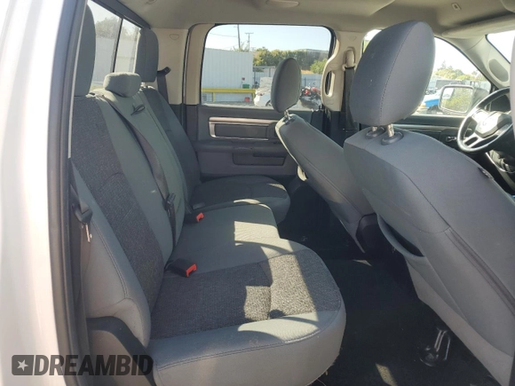 2017 Ram 1500 Big Horn z VIN 1C6RR7LM8HS878013, wystawiony jako Copart lot #61957885 z przebiegiem 96 425 mil mil oraz Czysty tytuł • Clean title. Historia ofert i sprzedaży dostępna na DreamBid. Obrazek 10.