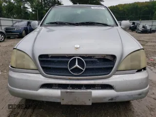 2000 Mercedes-Benz M-Class with VIN 4JGAB54E5YA202352, listed as a Copart auction lot 73734624 with 295,895 mi miles and Salvage Title. Bid and sale history available at carsss.com. Image 5.