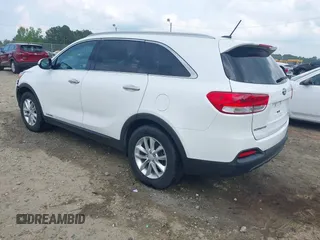 2017 Kia Sorento LX z VIN 5XYPGDA57HG197895, wystawiony jako IAAI lot #42265132 z przebiegiem 100 154 mil mil oraz . Historia ofert i sprzedaży dostępna na DreamBid. Obrazek 3.