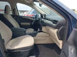 2020 Ford Escape SE с VIN 1FMCU0G65LUC00263, выставлен на аукционе IAAI как лот 42281995 с пробегом 62 091 миль миль и . История ставок и продаж доступна на DreamBid. Изображение 5.