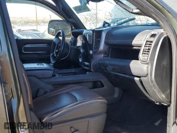 2021 Ram 2500 Power Wagon z VIN 3C6TR5EJ3MG625857, wystawiony jako Copart lot #77351623 z przebiegiem Nie podano mil oraz Nie do naprawy • Non repairable. Historia ofert i sprzedaży dostępna na DreamBid. Obrazek 7.