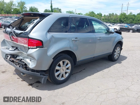 2007 Lincoln MKX with VIN 2LMDU68C77BJ15873, listed as a IAAI auction lot 42321790 with 293,869 mi miles and . Bid and sale history available at DreamBid. Image 4.