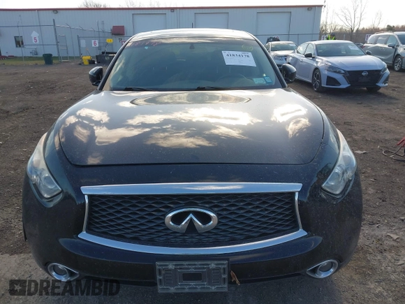 2017 Infiniti QX70 with VIN JN8CS1MW5HM414833, listed as a IAAI auction lot 41834178 with 85,289 mi miles. Bid and sale history available at carsss.com. Image 12.