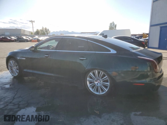 2015 Jaguar XJ with VIN SAJWA2GZ0F8V86007, listed as a Copart auction lot 54929105 with 0 mi miles and Clean Title. Bid and sale history available at carsss.com. Image 2.