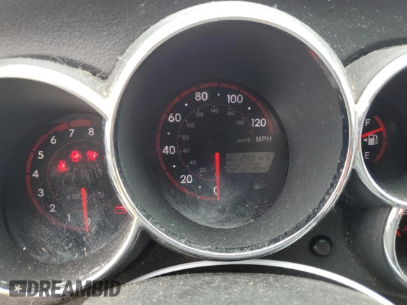 2008 Pontiac Vibe with VIN 5Y2SL658X8Z421684, listed as a Copart auction lot 64549324 with 243,125 mi miles and Salvage Title. Bid and sale history available at DreamBid. Image 9.