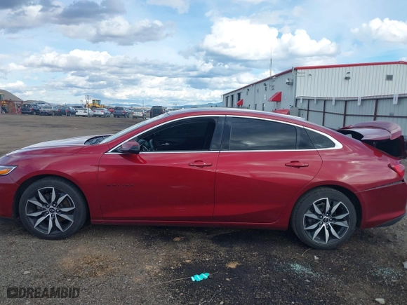 2020 Chevrolet Malibu RS with VIN 1G1ZG5ST4LF045833, listed as a IAAI auction lot 41891938 with 140,317 mi miles. Bid and sale history available at carsss.com. Image 14.
