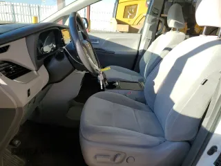 2018 Toyota Sienna LE with VIN 5TDJZ3DC6JS193365, listed as a Copart auction lot 78240794 with 64,739 mi miles and Salvage title. Bid and sale history available at DreamBid. Image 7.