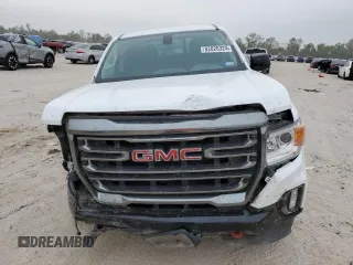 2022 GMC Canyon 4WD AT4 w/Cloth with VIN 1GTG6FEN8N1136558, listed as a Copart auction lot 82026324 with 68,281 mi miles and Salvage Title. Bid and sale history available at carsss.com. Image 5.