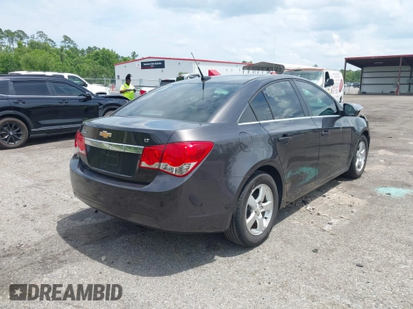 2014 Chevrolet Cruze 1LT z VIN 1G1PC5SBXE7178264, wystawiony jako IAAI lot #42387875 z przebiegiem 125 437 mil mil oraz . Historia ofert i sprzedaży dostępna na DreamBid. Obrazek 4.