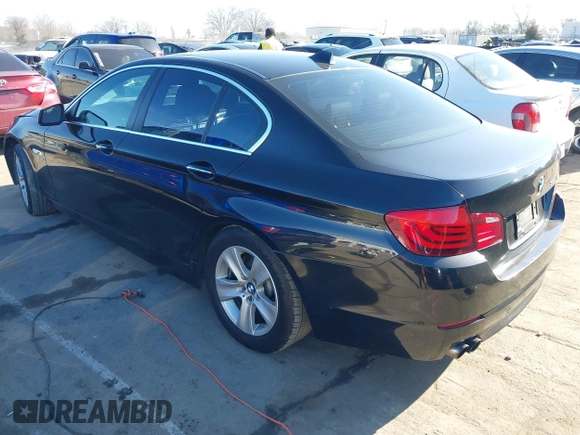 2012 BMW 5 Series 528i xDrive with VIN WBAXH5C51CDW05179, listed as a IAAI auction lot 41479229 with 160,871 mi miles. Bid and sale history available at carsss.com. Image 3.