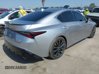 2023 Lexus IS 350 F Sport z VIN JTHGZ1B27P5060331, wystawiony jako IAAI lot #42553001 z przebiegiem 29 786 mil mil oraz . Historia ofert i sprzedaży dostępna na DreamBid. Obrazek 4.
