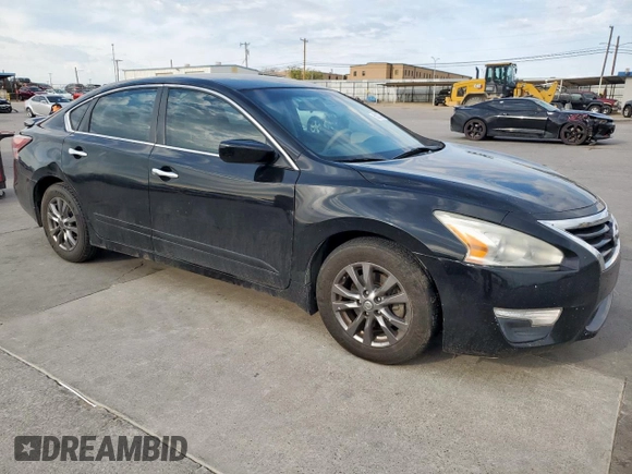 2015 Nissan Altima S with VIN 1N4AL3AP3FN915192, listed as a Copart auction lot 50333745 with 297,372 mi miles and Salvage Title. Bid and sale history available at carsss.com. Image 4.