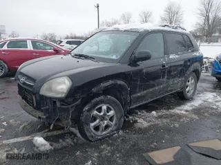 2005 Hyundai Tucson GLS with VIN KM8JN72DX5U192733, listed as a IAAI auction lot 41394186 with 120,835 mi miles. Bid and sale history available at carsss.com. Image 2.
