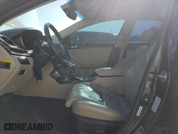 2015 Kia Cadenza Premium z VIN KNALN4D71F5187688, wystawiony jako Copart lot #52968615 z przebiegiem 143 762 mil mil oraz Szkoda całkowita • Salvage title. Historia ofert i sprzedaży dostępna na DreamBid. Obrazek 7.
