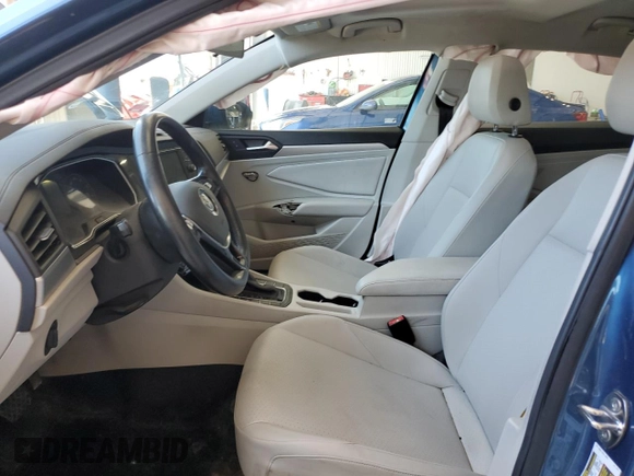 2019 Volkswagen Jetta S z VIN 3VWC57BU4KM209973, wystawiony jako Copart lot #62281525 z przebiegiem 46 927 mil mil oraz Czysty tytuł • Clean title. Historia ofert i sprzedaży dostępna na DreamBid. Obrazek 7.