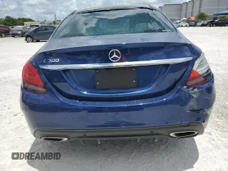 2020 Mercedes-Benz C 300 with VIN 55SWF8DB2LU324185, listed as a Copart auction lot 62493305 with 33,259 mi miles and Clean title. Bid and sale history available at DreamBid. Image 6.