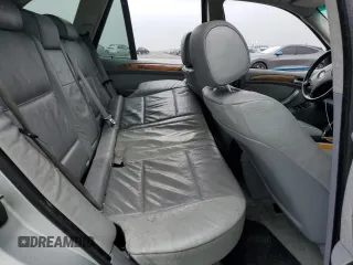 2001 BMW X5 4.4i with VIN WBAFB33571LH19064, listed as a Copart auction lot 49243495 with 295,923 mi miles and Non Repairable. Bid and sale history available at carsss.com. Image 11.