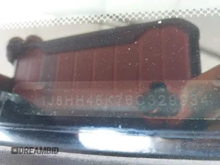 2006 Jeep Commander z VIN 1J8HH48K76C329934, wystawiony jako IAAI lot #41528939 z przebiegiem 180 006 mil mil oraz . Historia ofert i sprzedaży dostępna na DreamBid. Obrazek 9.