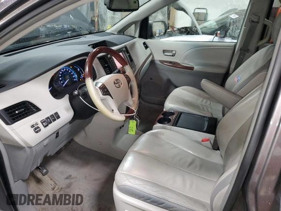 2011 Toyota Sienna XLE with VIN 5TDDK3DC3BS014640, listed as a Copart auction lot 52092045 with 190,090 mi miles and Salvage Title. Bid and sale history available at DreamBid. Image 7.
