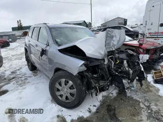 2018 Jeep Grand Cherokee Limited z VIN 1C4RJFBG4JC295329, wystawiony jako Copart lot #53051375 z przebiegiem Nie podano mil oraz Nie do naprawy • Non repairable. Historia ofert i sprzedaży dostępna na DreamBid. Obrazek 4.