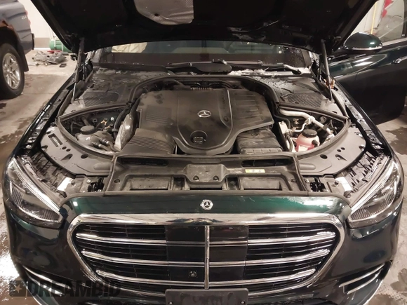 2022 Mercedes-Benz S-Class S 500 with VIN W1K6G6DB7NA068646, listed as a IAAI auction lot 41534167 with 17,931 mi miles. Bid and sale history available at carsss.com. Image 10.