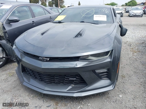 2017 Chevrolet Camaro 2SS with VIN 1G1FG1R72H0150305, listed as a IAAI auction lot 41910711 with 81,003 mi miles. Bid and sale history available at carsss.com. Image 13.