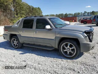 2002 Chevrolet Avalanche z VIN 3GNEC13TX2G136330, wystawiony jako Copart lot #50176365 z przebiegiem 274 177 mil mil oraz Szkody całkowita. Historia ofert i sprzedaży dostępna na DreamBid. Obrazek 4.