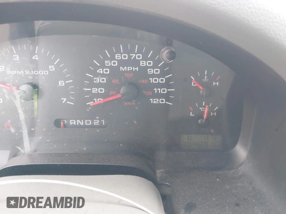 2004 Ford F-150 STX with VIN 1FTRX12W84NC29545, listed as a IAAI auction lot 41921712 with 304,891 mi miles. Bid and sale history available at carsss.com. Image 7.