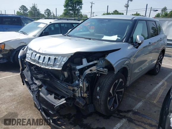 2024 Mitsubishi Outlander SE z VIN JA4J3VA83RZ027953, wystawiony jako IAAI lot #42280038 z przebiegiem 32 733 mil mil oraz . Historia ofert i sprzedaży dostępna na DreamBid. Obrazek 19.