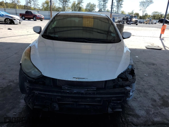2013 Hyundai Elantra Coupe GS PZEV with VIN KMHDH6AE8DU005643, listed as a Copart auction lot 76157394 with 147,162 mi miles and Salvage Title. Bid and sale history available at carsss.com. Image 5.