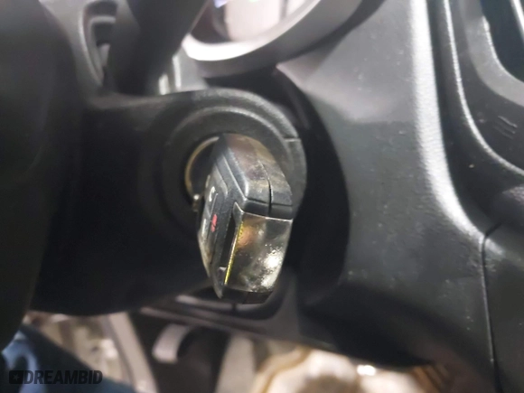 2015 Chevrolet Equinox LTZ with VIN 2GNFLDE3XF6361643, listed as a IAAI auction lot 41702248 with 104,740 mi miles. Bid and sale history available at carsss.com. Image 11.