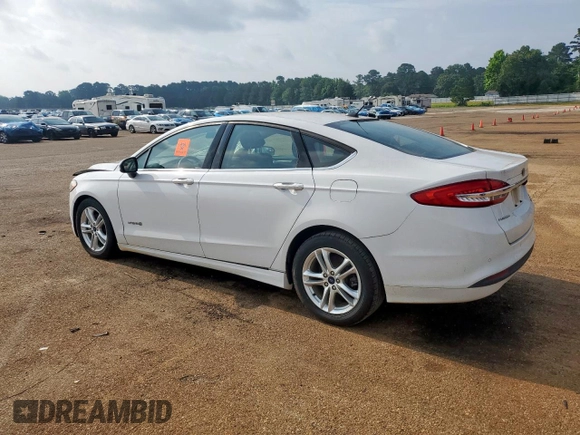 2018 Ford Fusion SE z VIN 3FA6P0LU7JR141756, wystawiony jako Copart lot #57490345 z przebiegiem Nie podano mil oraz Szkoda całkowita • Salvage title. Historia ofert i sprzedaży dostępna na DreamBid. Obrazek 2.