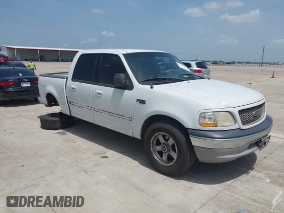 2003 Ford F-150 XLT with VIN 1FTRW07L13KB48589, listed as a IAAI auction lot 42647398 with Not provided miles and . Bid and sale history available at DreamBid. Image 1.