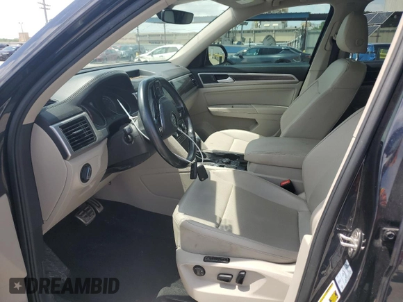 2018 Volkswagen Atlas SEL with VIN 1V2RR2CA3JC543080, listed as a Copart auction lot 53913795 with 131,173 mi miles and Salvage title. Bid and sale history available at DreamBid. Image 7.