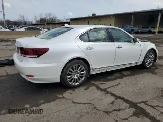 2016 Lexus LS 460 с VIN JTHBL5EF5G5140423, выставлен на аукционе Copart как лот 50889305 с пробегом 71 758 миль миль и Списание • Salvage title. История ставок и продаж доступна на DreamBid. Изображение 3.