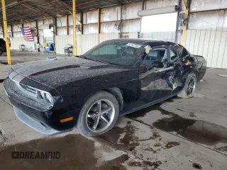 2011 Dodge Challenger z VIN 2B3CJ4DGXBH570208, wystawiony jako Copart lot #53142785 z przebiegiem 108 060 mil mil oraz Szkoda całkowita • Salvage title. Historia ofert i sprzedaży dostępna na DreamBid. Obrazek 1.