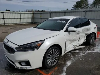 2017 Kia Cadenza Premium with VIN KNALB4J11H5036359, listed as a Copart auction lot 42623575 with 113,152 mi miles and Salvage Title. Bid and sale history available at carsss.com. Image 1.