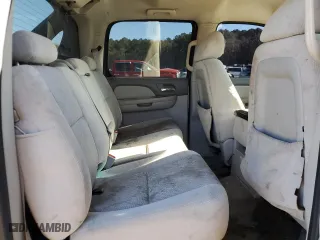 2009 Chevrolet Avalanche LT w/2LT with VIN 3GNFK22089G142626, listed as a Copart auction lot 87384004 with 253,936 mi miles and Salvage Title. Bid and sale history available at carsss.com. Image 10.