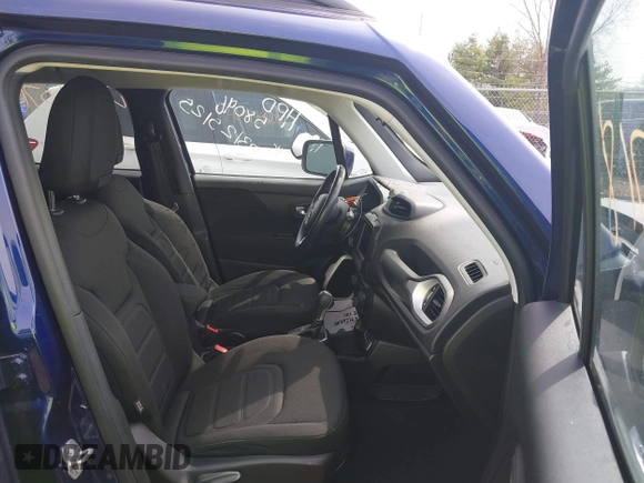 2018 Jeep Renegade Latitude with VIN ZACCJABB8JPG83883, listed as a IAAI auction lot 41940718 with 57,688 mi miles. Bid and sale history available at carsss.com. Image 5.