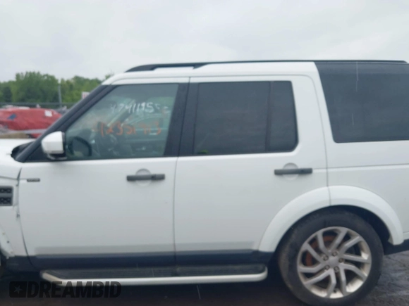 2016 Land Rover LR4 HSE z VIN SALAG2V65GA827367, wystawiony jako IAAI lot #42351913 z przebiegiem 108 481 mil mil oraz . Historia ofert i sprzedaży dostępna na DreamBid. Obrazek 14.