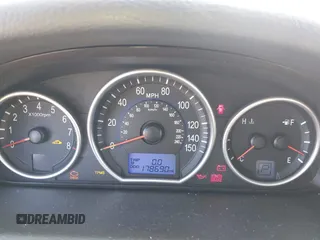 2007 Hyundai Veracruz GLS with VIN KM8NU13C07U028238, listed as a IAAI auction lot 42122348 with 178,690 mi miles and . Bid and sale history available at DreamBid. Image 7.