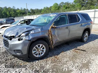 2020 Chevrolet Traverse LS z VIN 1GNERFKW6LJ273255, wystawiony jako Copart lot #55888805 z przebiegiem 51 184 mil mil oraz Szkoda całkowita • Salvage title. Historia ofert i sprzedaży dostępna na DreamBid. Obrazek 1.