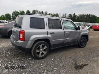 2017 Jeep Patriot High Altitude z VIN 1C4NJPFA8HD188251, wystawiony jako Copart lot #52849205 z przebiegiem 66 983 mil mil oraz Szkoda całkowita • Salvage title. Historia ofert i sprzedaży dostępna na DreamBid. Obrazek 3.