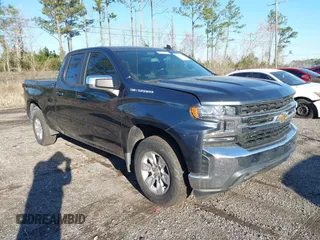 2019 Chevrolet Silverado 1500 LT with VIN 1GCRWCED7KZ293042, listed as a IAAI auction lot 41639966 with 110,784 mi miles and . Bid and sale history available at DreamBid. Image 1.