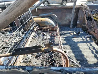 1972 Chevrolet Blazer z VIN CKE182F169586, wystawiony jako Copart lot #53123225 z przebiegiem Nie podano mil oraz Szkoda całkowita • Salvage title. Historia ofert i sprzedaży dostępna na DreamBid. Obrazek 10.