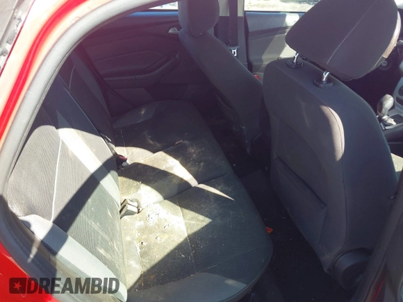 2014 Ford Focus SE with VIN 1FADP3K2XEL462753, listed as a IAAI auction lot 41880695 with 195,569 mi miles. Bid and sale history available at carsss.com. Image 8.