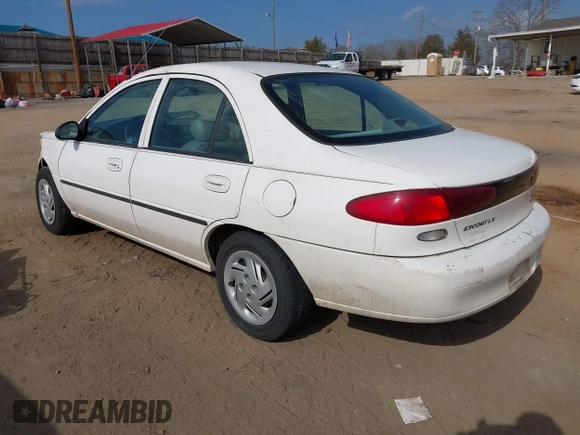 1998 Ford Escort LX с VIN 1FAFP10P5WW144759, выставлен на аукционе IAAI как лот 41519243 с пробегом 115 979 миль миль и . История ставок и продаж доступна на DreamBid. Изображение 3.
