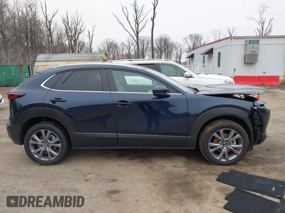 2025 Mazda CX-30 S Preferred with VIN 3MVDMBCMXSM752383, listed as a IAAI auction lot 41555027 with 785 mi miles and . Bid and sale history available at DreamBid. Image 13.
